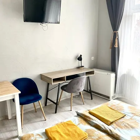 Colourful Rooms Wroclaw Apartment Wroclaw