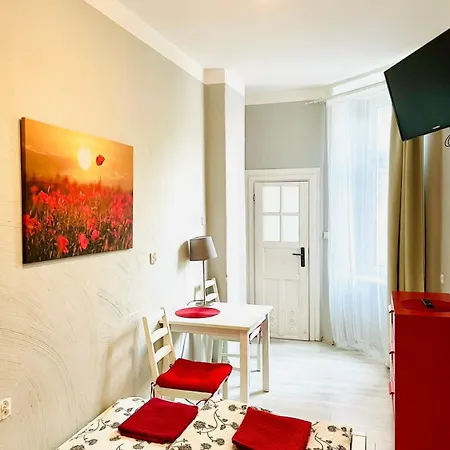 Colourful Rooms Wroclaw Apartment