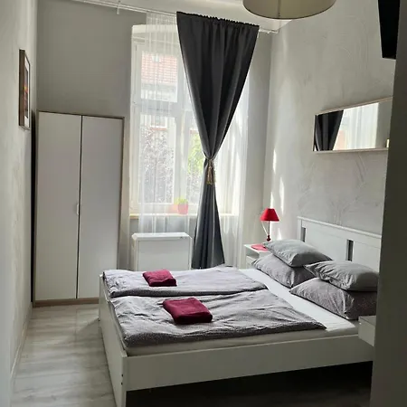 Apartment Colourful Rooms Wroclaw