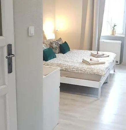 Apartment Colourful Rooms Wroclaw *