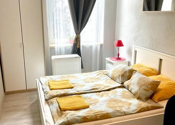 Apartment Colourful Rooms Wroclaw *